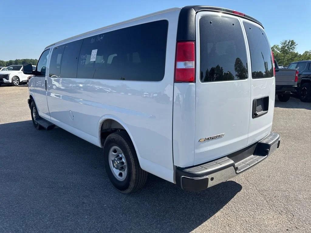 chevrolet express passenger 2025 1GAZGPFP5S1227397 image chevrolet express passenger 2025 1GAZGPFP5S1227397 image